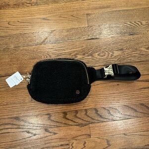 Lulu Lemon Belt Bag
